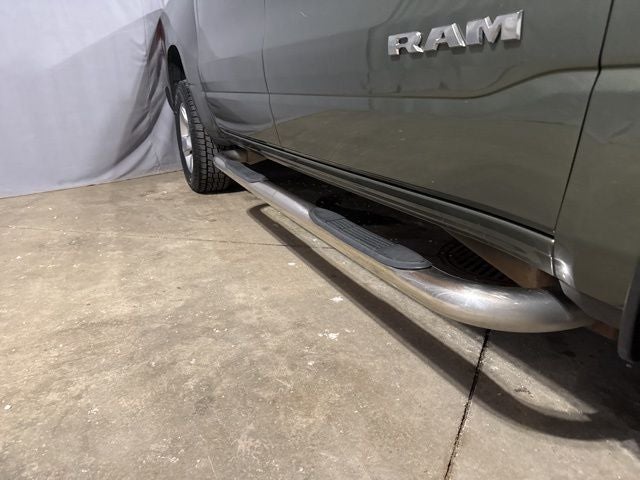 2020 RAM 1500 Big Horn Crew Cab 4x4 5'7' Box