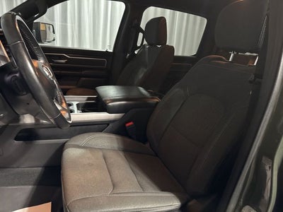 2020 RAM 1500 Big Horn Crew Cab 4x4 5'7' Box