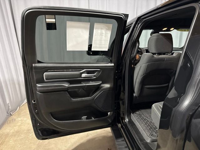 2023 RAM 1500 Big Horn Crew Cab 4x4 5'7' Box
