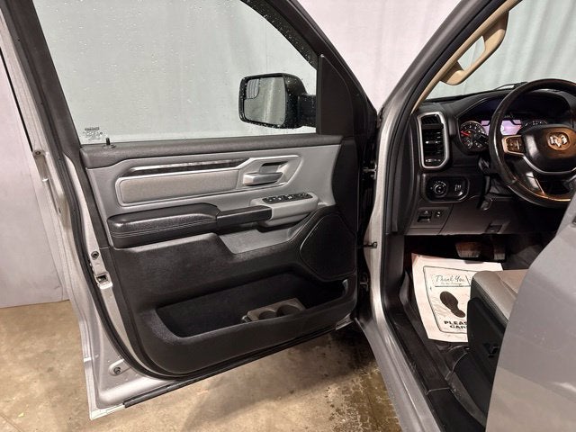 2020 RAM 1500 Big Horn Crew Cab 4x4 5'7' Box