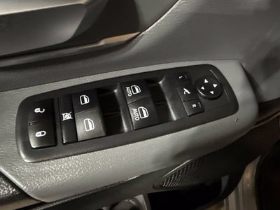 2020 RAM 1500 Big Horn Crew Cab 4x4 5'7' Box