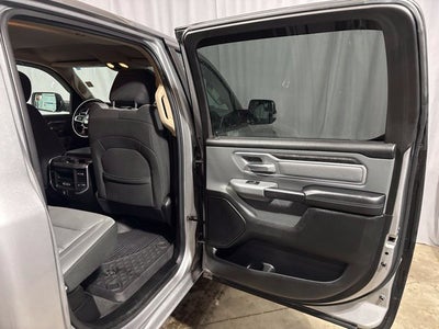 2020 RAM 1500 Big Horn Crew Cab 4x4 5'7' Box