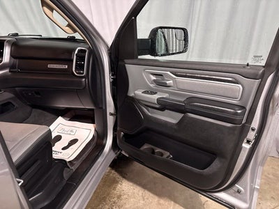 2020 RAM 1500 Big Horn Crew Cab 4x4 5'7' Box