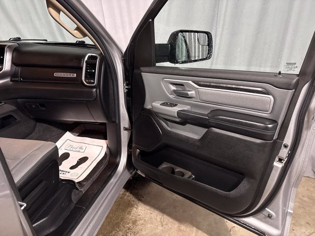 2020 RAM 1500 Big Horn Crew Cab 4x4 5'7' Box