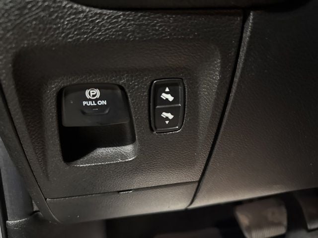 2019 RAM 1500 Big Horn/Lone Star Crew Cab 4x4 5'7' Box