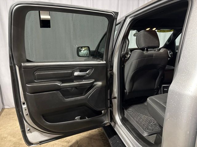 2024 RAM 1500 Tradesman Crew Cab 4x4 5'7' Box