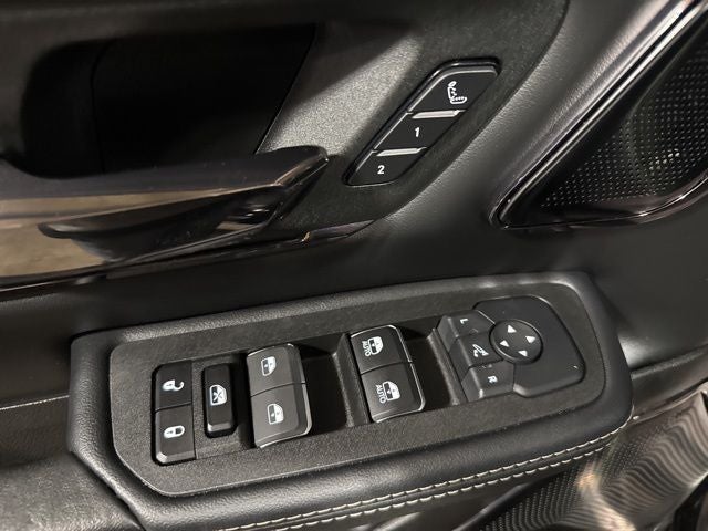 2025 RAM 1500 Limited Crew Cab 4x4 5'7' Box