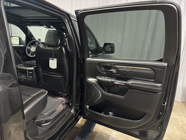 2025 RAM 1500 Limited Crew Cab 4x4 5'7' Box