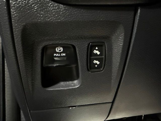 2020 RAM 1500 Limited Crew Cab 4x4 5'7' Box