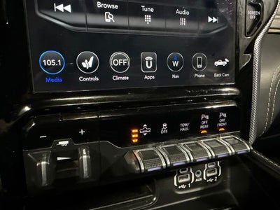 2020 RAM 1500 Limited Crew Cab 4x4 5'7' Box