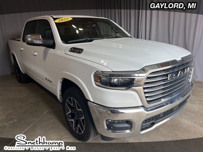 2025 RAM 1500 Laramie Crew Cab 4x4 5'7' Box
