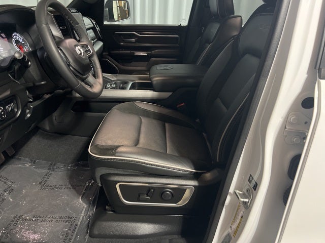 2025 RAM 1500 Laramie Crew Cab 4x4 5'7' Box