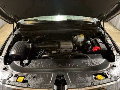 2023 RAM 1500 Laramie Crew Cab 4x4 5'7' Box