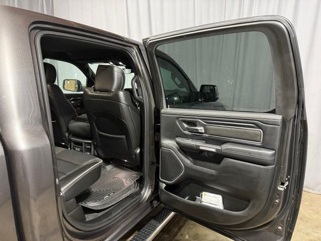 2023 RAM 1500 Laramie Crew Cab 4x4 5'7' Box