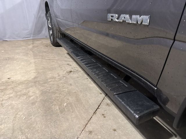 2023 RAM 1500 Laramie Crew Cab 4x4 5'7' Box