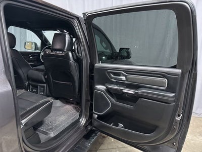 2023 RAM 1500 Laramie Crew Cab 4x4 5'7' Box
