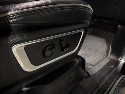 2023 RAM 1500 Laramie Crew Cab 4x4 5'7' Box