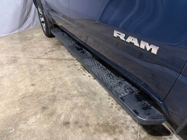 2023 RAM 1500 Laramie Crew Cab 4x4 5'7' Box