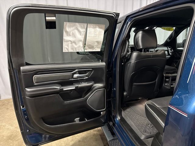 2023 RAM 1500 Laramie Crew Cab 4x4 5'7' Box