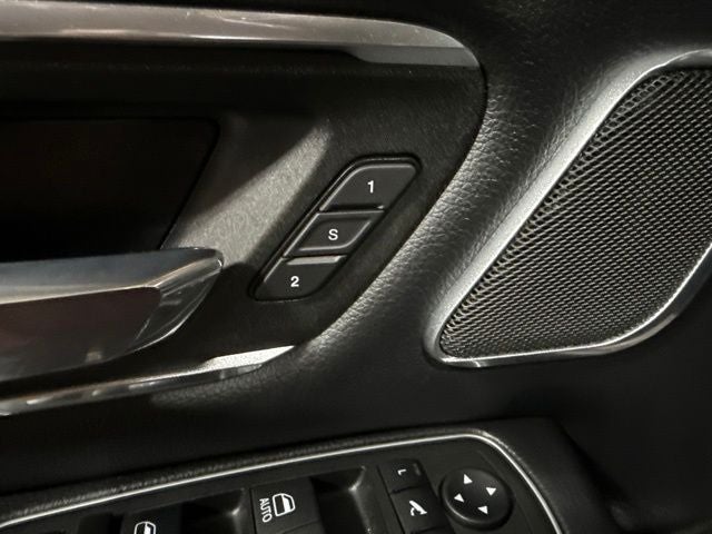 2023 RAM 1500 Laramie Crew Cab 4x4 5'7' Box