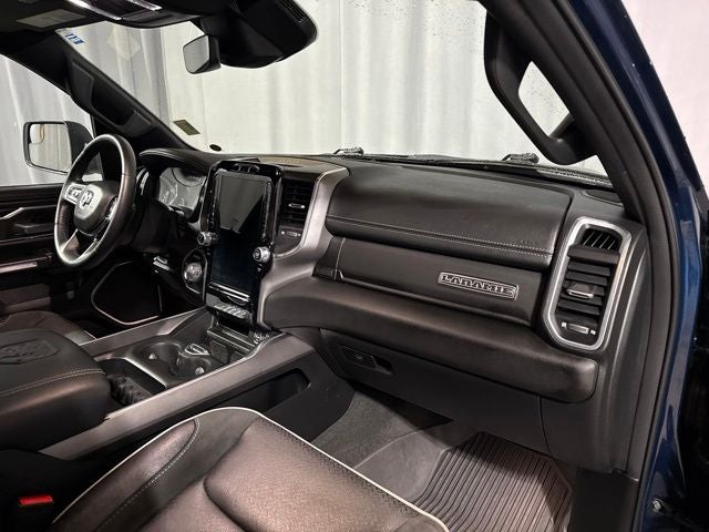 2023 RAM 1500 Laramie Crew Cab 4x4 5'7' Box