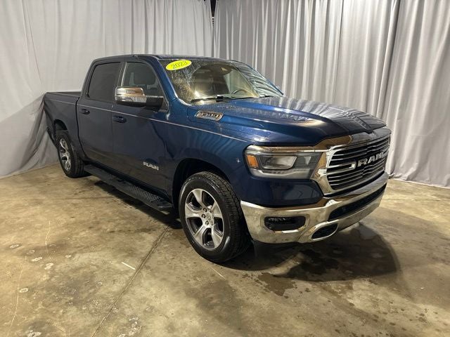 2023 RAM 1500 Laramie Crew Cab 4x4 5'7' Box