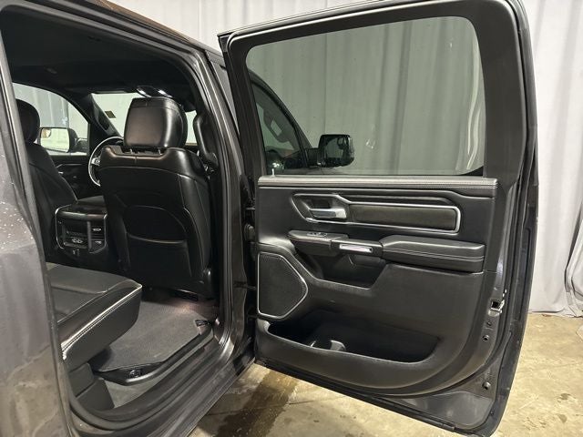 2024 RAM 1500 Laramie Crew Cab 4x4 5'7' Box