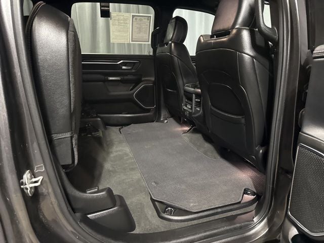 2024 RAM 1500 Laramie Crew Cab 4x4 5'7' Box