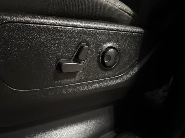 2024 RAM 1500 Big Horn Crew Cab 4x4 6'4' Box