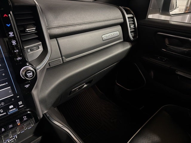 2023 RAM 1500 Laramie Crew Cab 4x4 6'4' Box