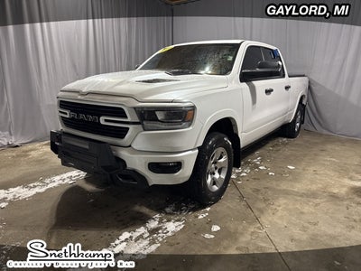2019 RAM 1500 Laramie Crew Cab 4x4 6'4' Box