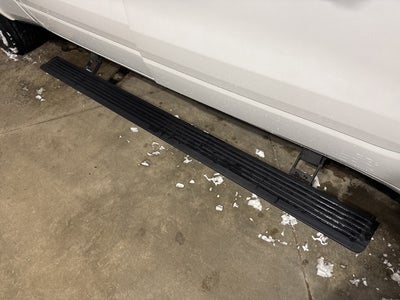 2019 RAM 1500 Laramie Crew Cab 4x4 6'4' Box