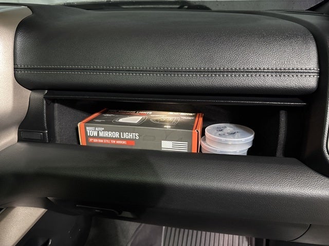 2019 RAM 1500 Laramie Crew Cab 4x4 6'4' Box