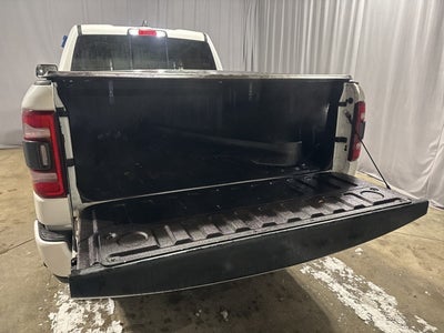2019 RAM 1500 Laramie Crew Cab 4x4 6'4' Box