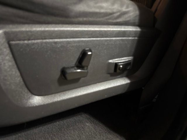 2011 RAM 1500 SLT
