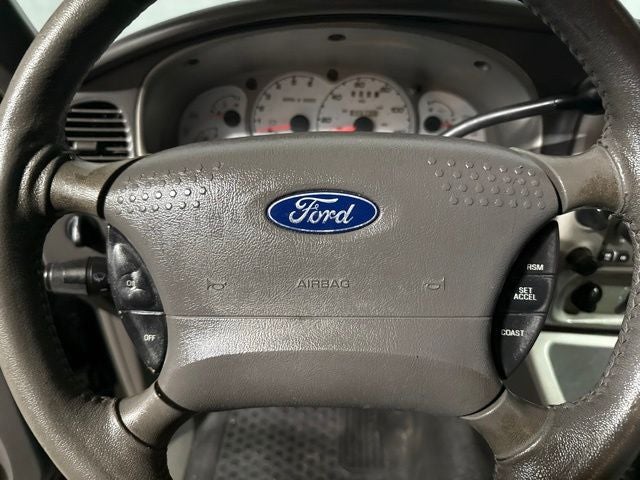 2001 Ford Explorer Sport Trac Base