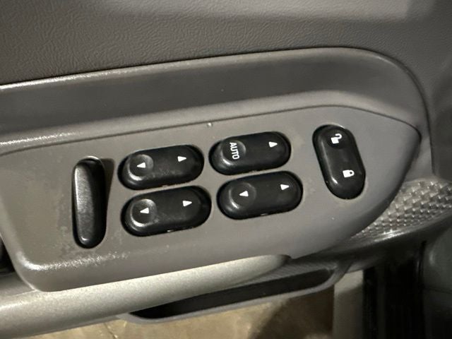 2001 Ford Explorer Sport Trac Base