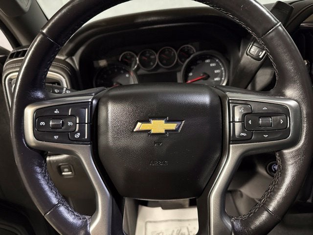 2022 Chevrolet Silverado 1500 LTD 4WD Crew Cab Short Bed LT