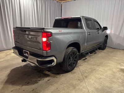 2022 Chevrolet Silverado 1500 LTD 4WD Crew Cab Short Bed LT