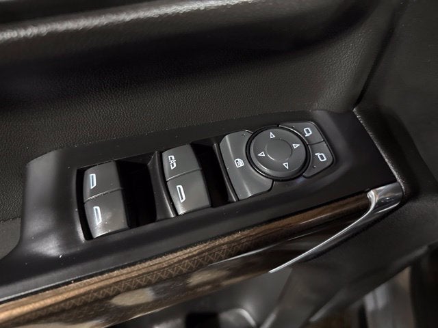 2022 Chevrolet Silverado 1500 LTD 4WD Crew Cab Short Bed LT