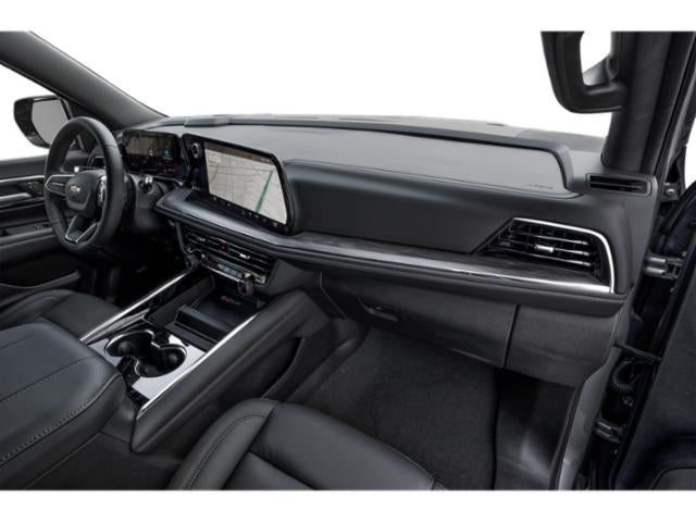 2025 Chevrolet Suburban 4WD LT