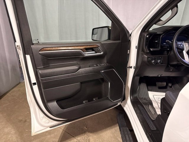 2024 GMC Sierra 1500 4WD Crew Cab Short Box SLE