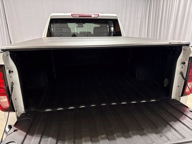 2024 GMC Sierra 1500 4WD Crew Cab Short Box SLE