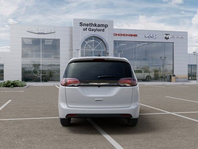 2026 Chrysler Voyager VOYAGER LX