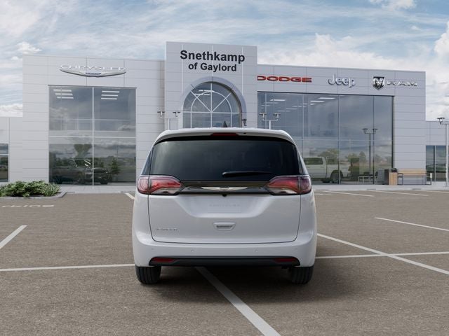 2026 Chrysler Voyager VOYAGER LX