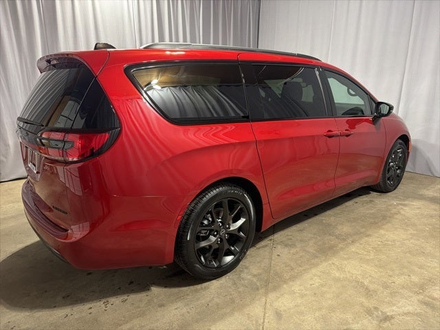 2026 Chrysler Pacifica PACIFICA LIMITED