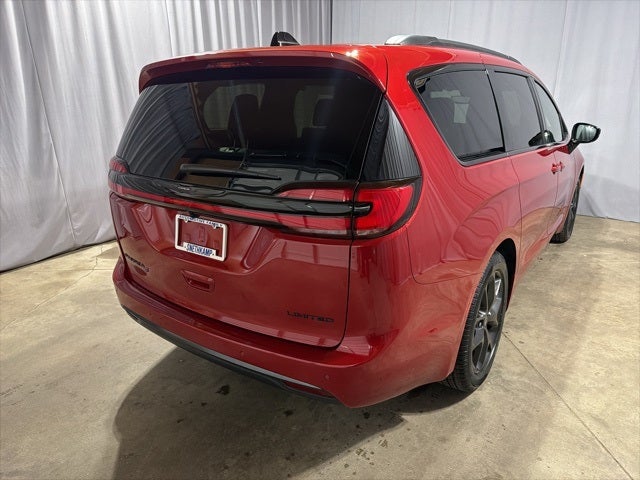 2026 Chrysler Pacifica PACIFICA LIMITED
