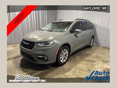 2022 Chrysler Pacifica Touring L AWD