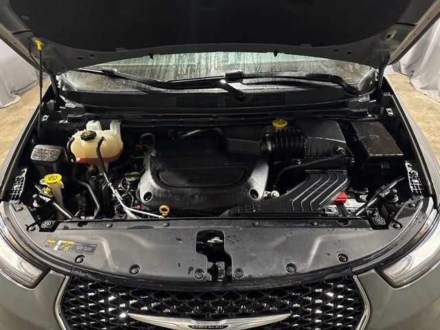 2022 Chrysler Pacifica Touring L AWD
