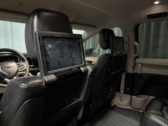 2022 Chrysler Pacifica Touring L AWD